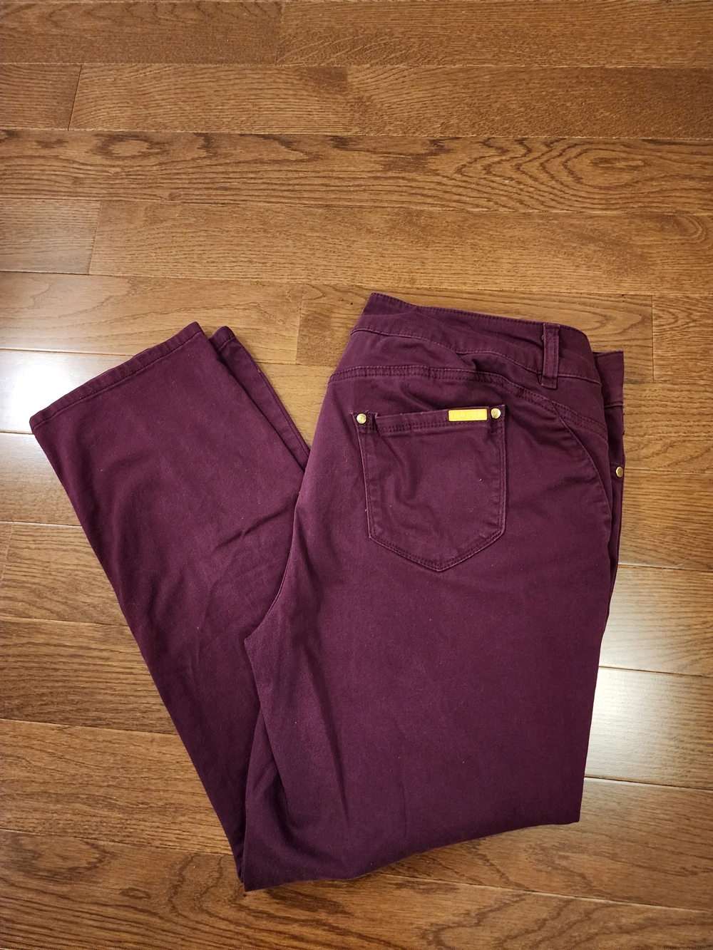 Women’s Plum Slim-Fit Jeans
